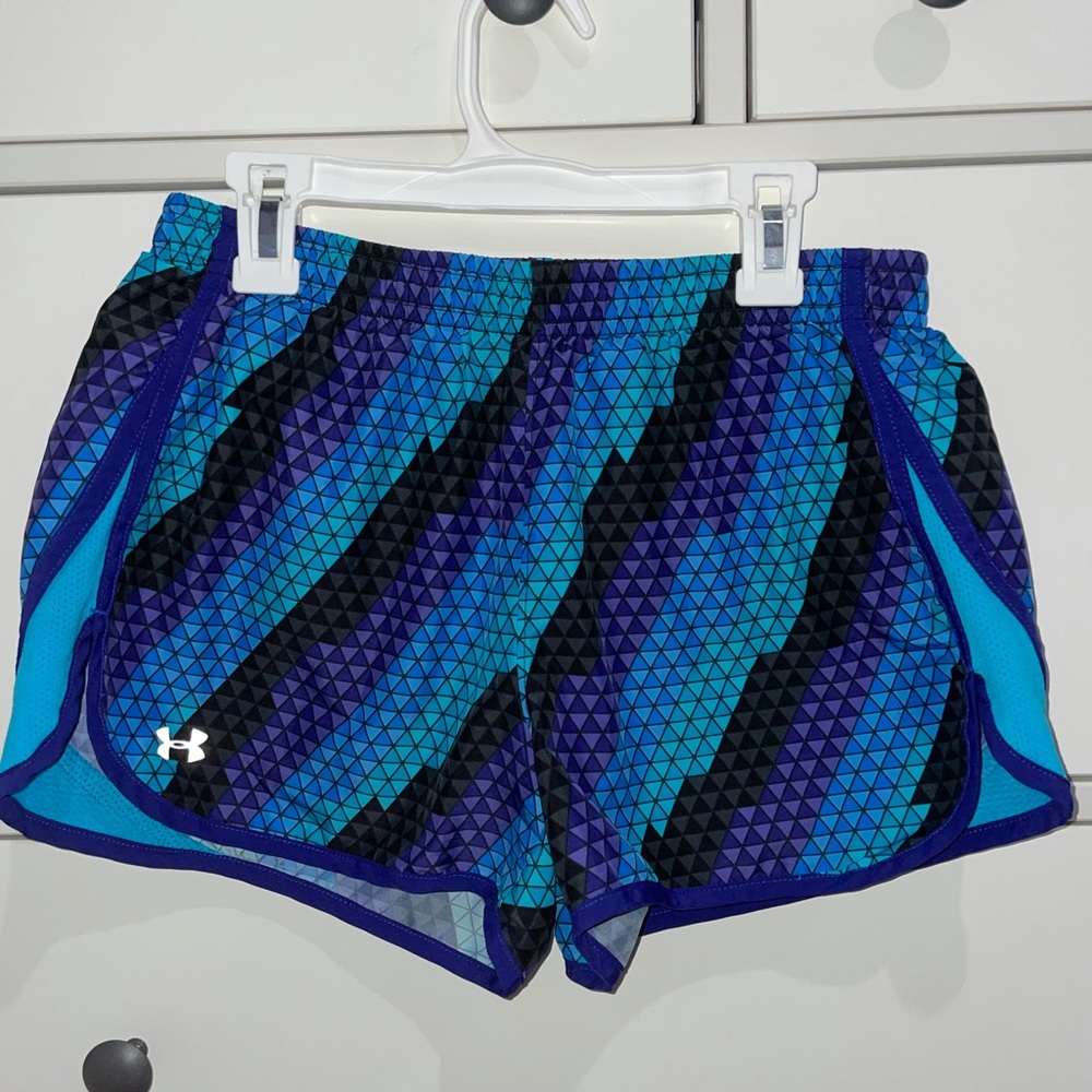UNDER ARMOUR WORKOUT SHORTS